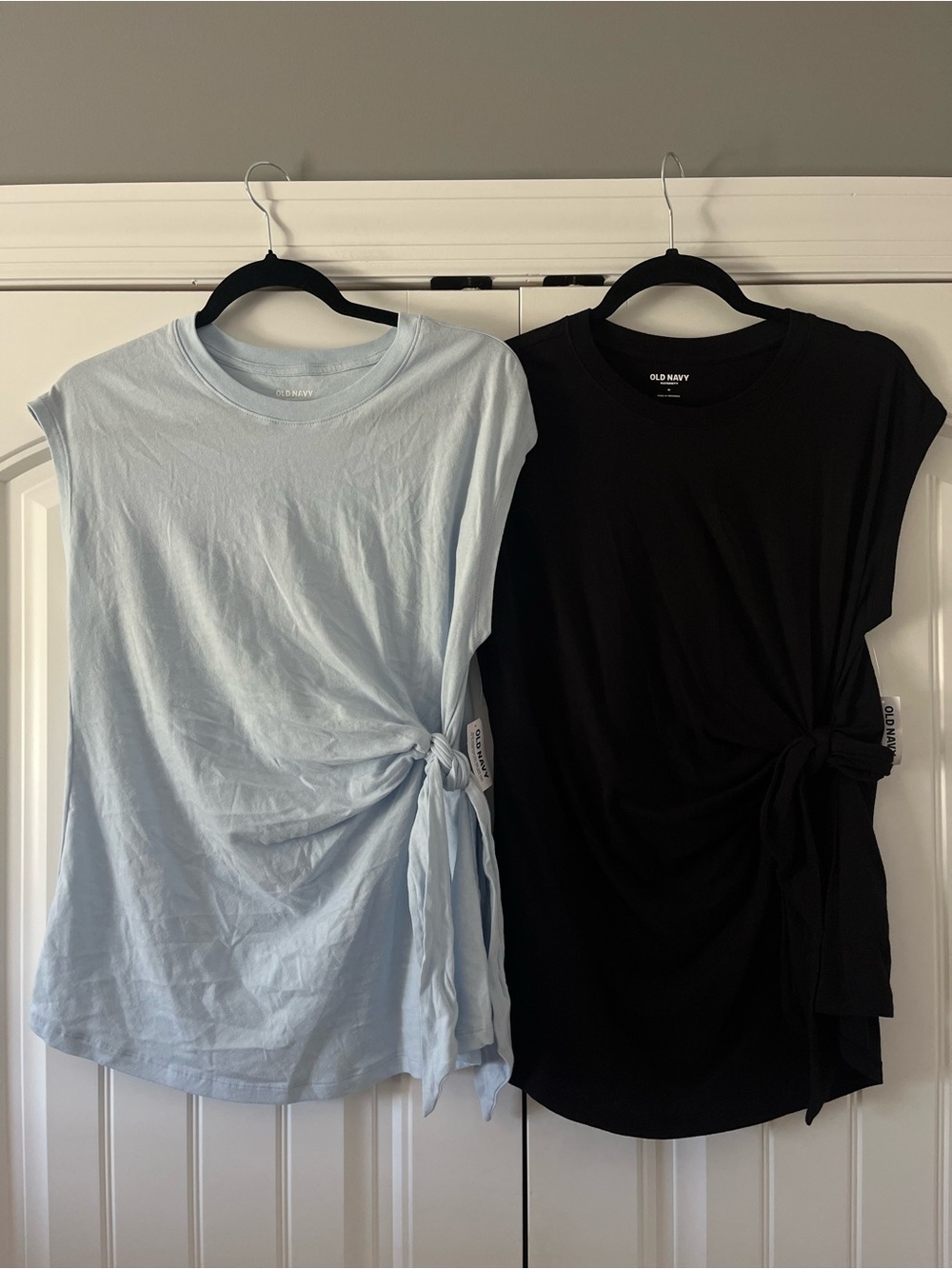 Old Navy Maternity Side-Tie Jersey Tops Size Medium NWT Set of 2